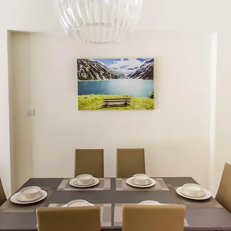 Armonia 203 Apartment Larnaca